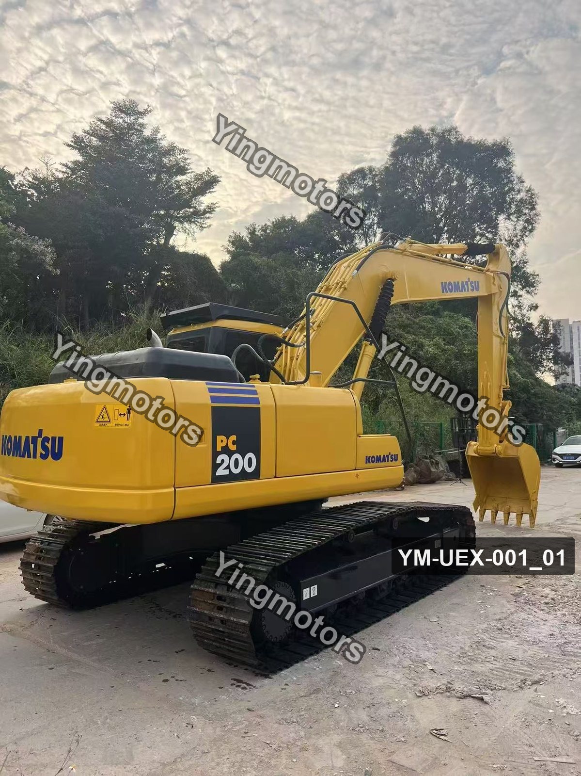 Used Komatsu PC200 Excavator
